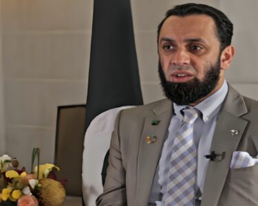 توشہ خانہ ٹو کی سزا 190 ملین پاؤنڈ کی سزا کی مدت ختم ہونے کے بعد شروع ہوگی ، عطا تارڑ