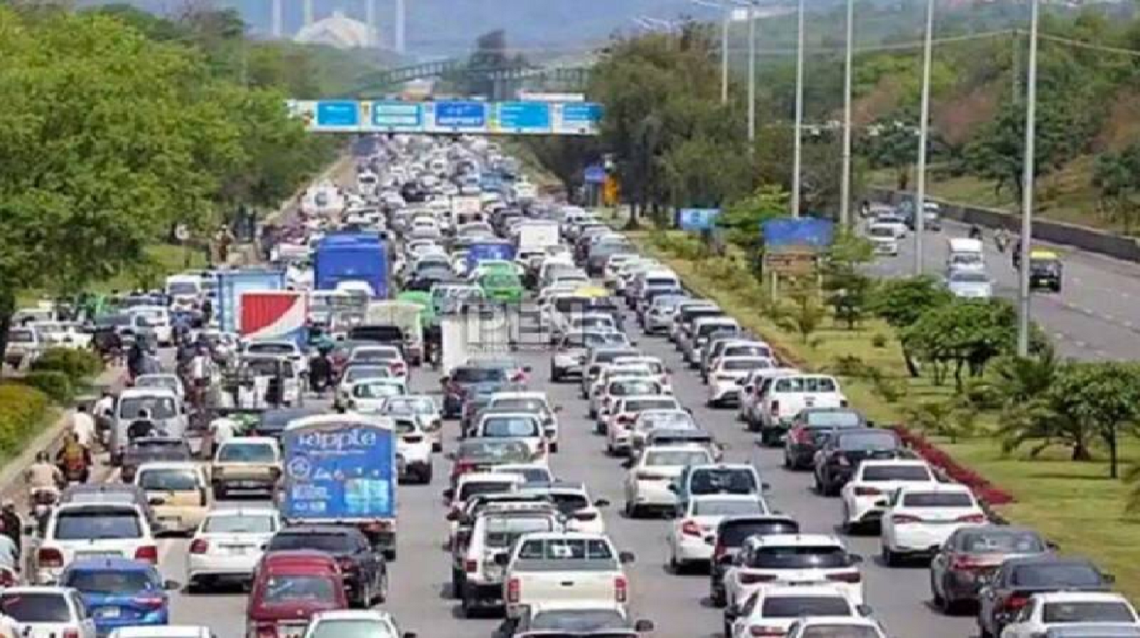 کل اسلام آباد کی کونسی شاہراہیں بند رہیں گی؟ ٹریفک پولیس نے ایڈوائزری جاری کر دی