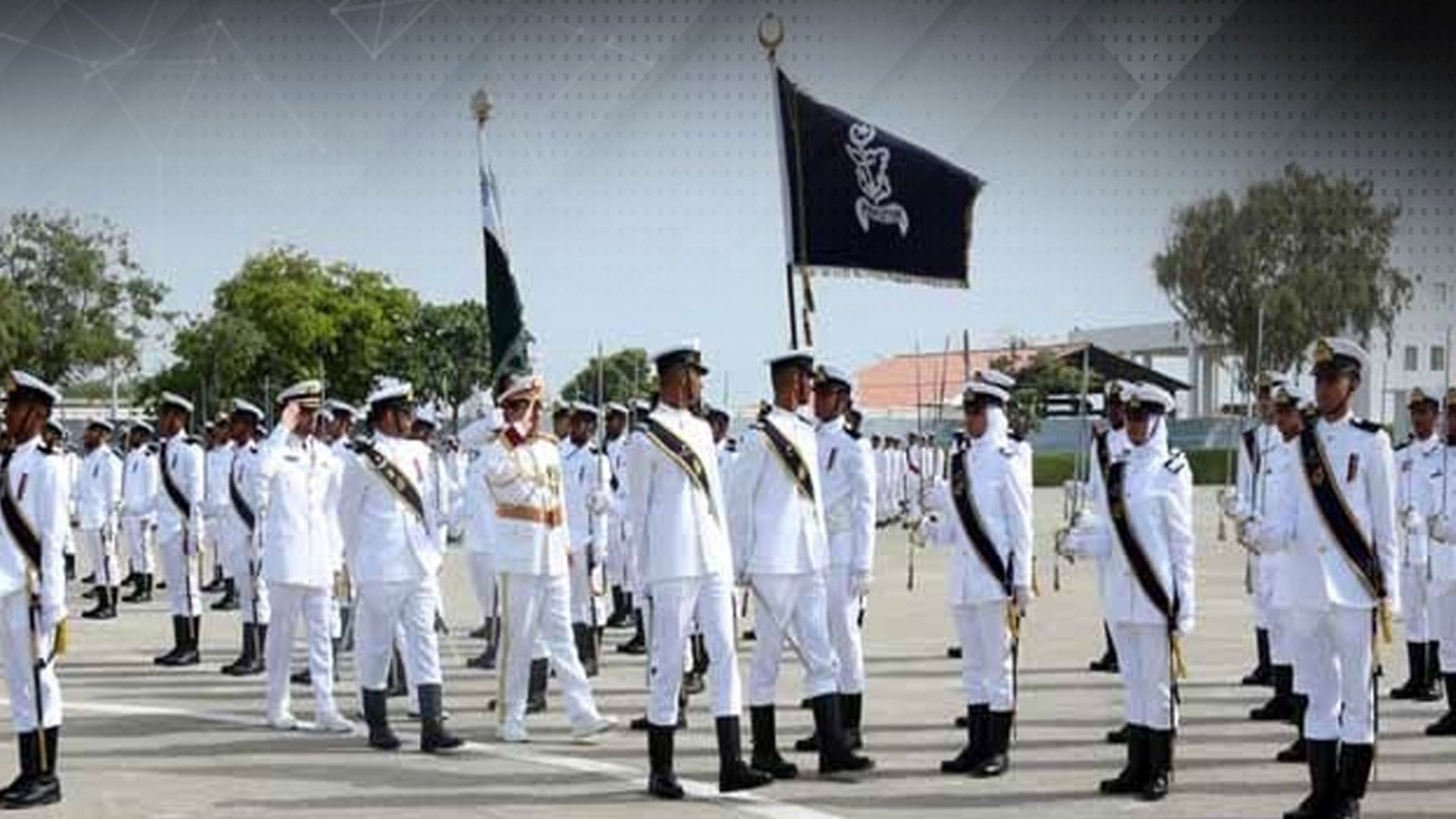 پاکستان نیول اکیڈمی میں شارٹ سروس کمیشن کورس کی شاندار پاسنگ آؤٹ پریڈ، ملکی اور غیرملکی کیڈٹس کو اعزازات سے نوازا گیا