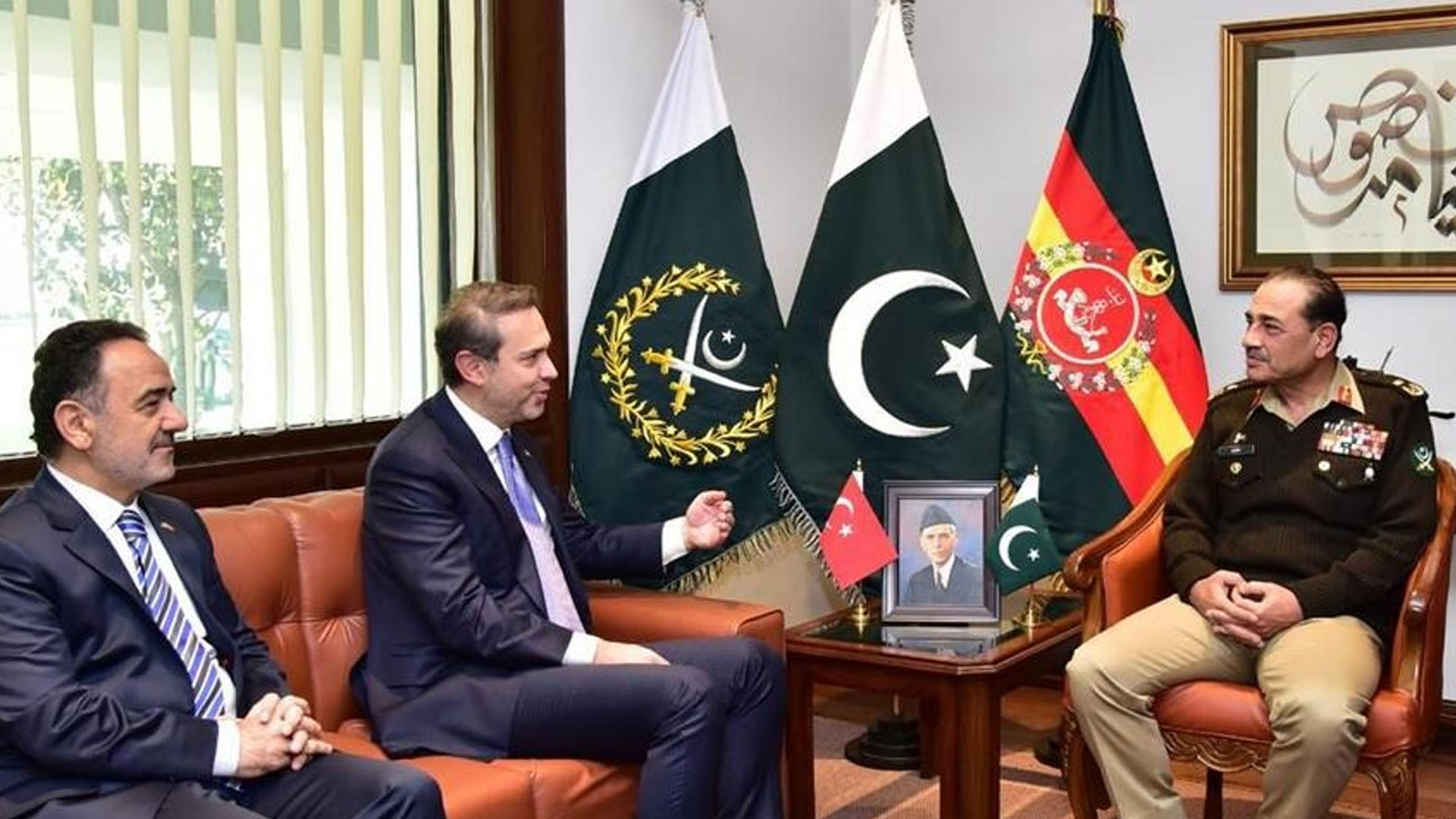 فیلڈ مارشل سید عاصم منیر سے ترک وزیر توانائی کی ملاقات