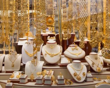 ایک روز اضافے کے بعد آج ملک میں فی تولہ سونا 1900 روپے سستا