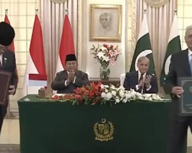 پاکستان اور انڈونیشیا کےدرمیان مختلف شعبوں میں تعاون کے معاہدوں اور مفاہمتی یادداشتوں کاتبادلہ