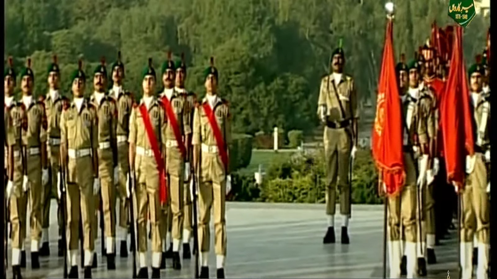 بابائے قوم محمدعلی جناح کا یوم پیدائش، مزارِ قائد پر گارڈز کی تبدیلی کی پروقار تقریب