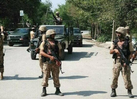 بلوچستان : قلات میں سیکیورٹی فورسز کا آپریشن، فتنہ الہندوستان کے 8 دہشتگرد ہلاک