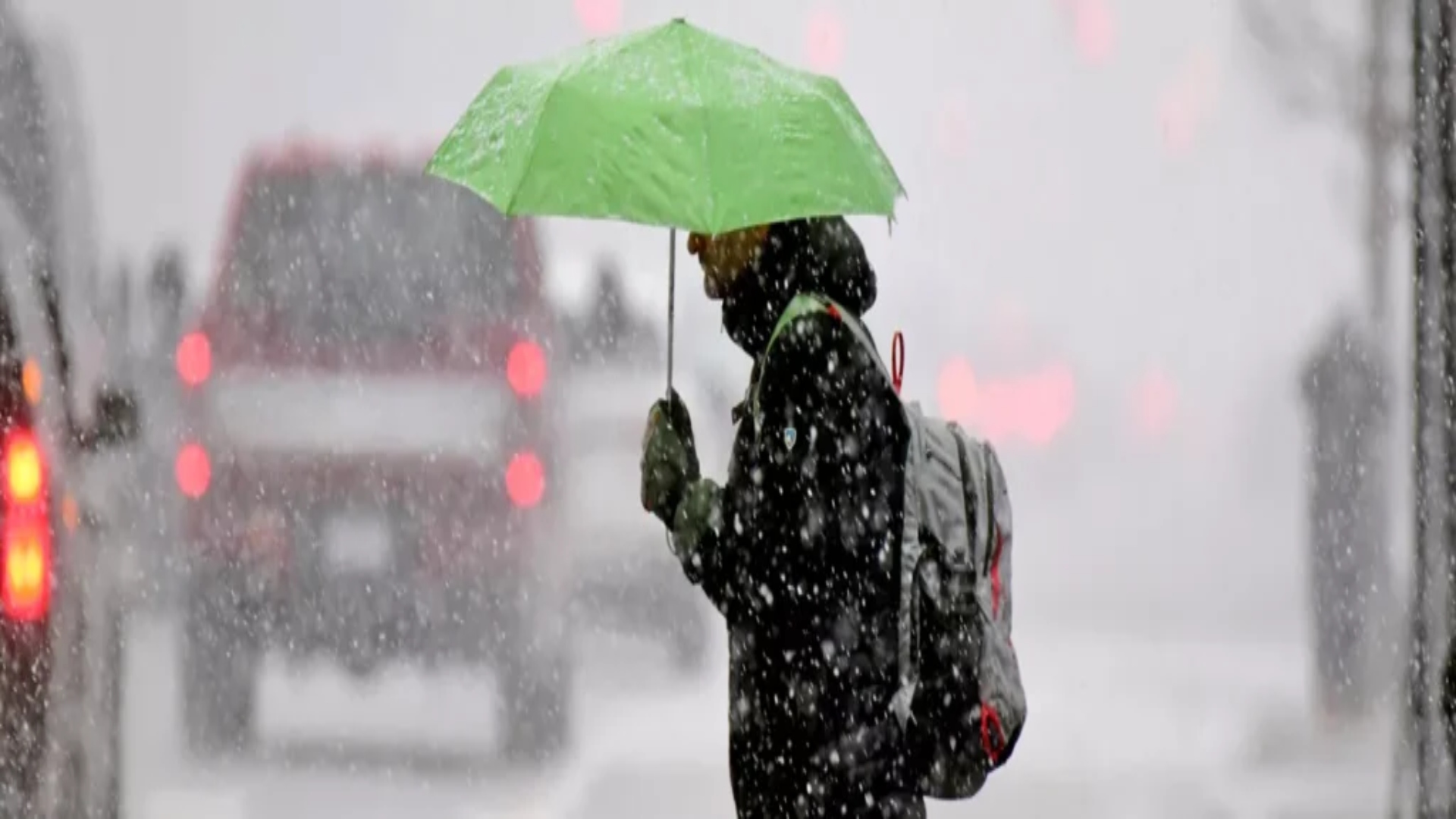 ملک کے مختلف حصوں میں بارش و برفباری سے موسم سرد، مزید بارشیں متوقع