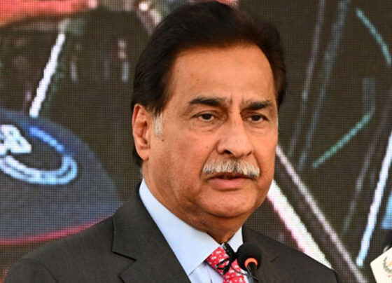 ایاز صادق