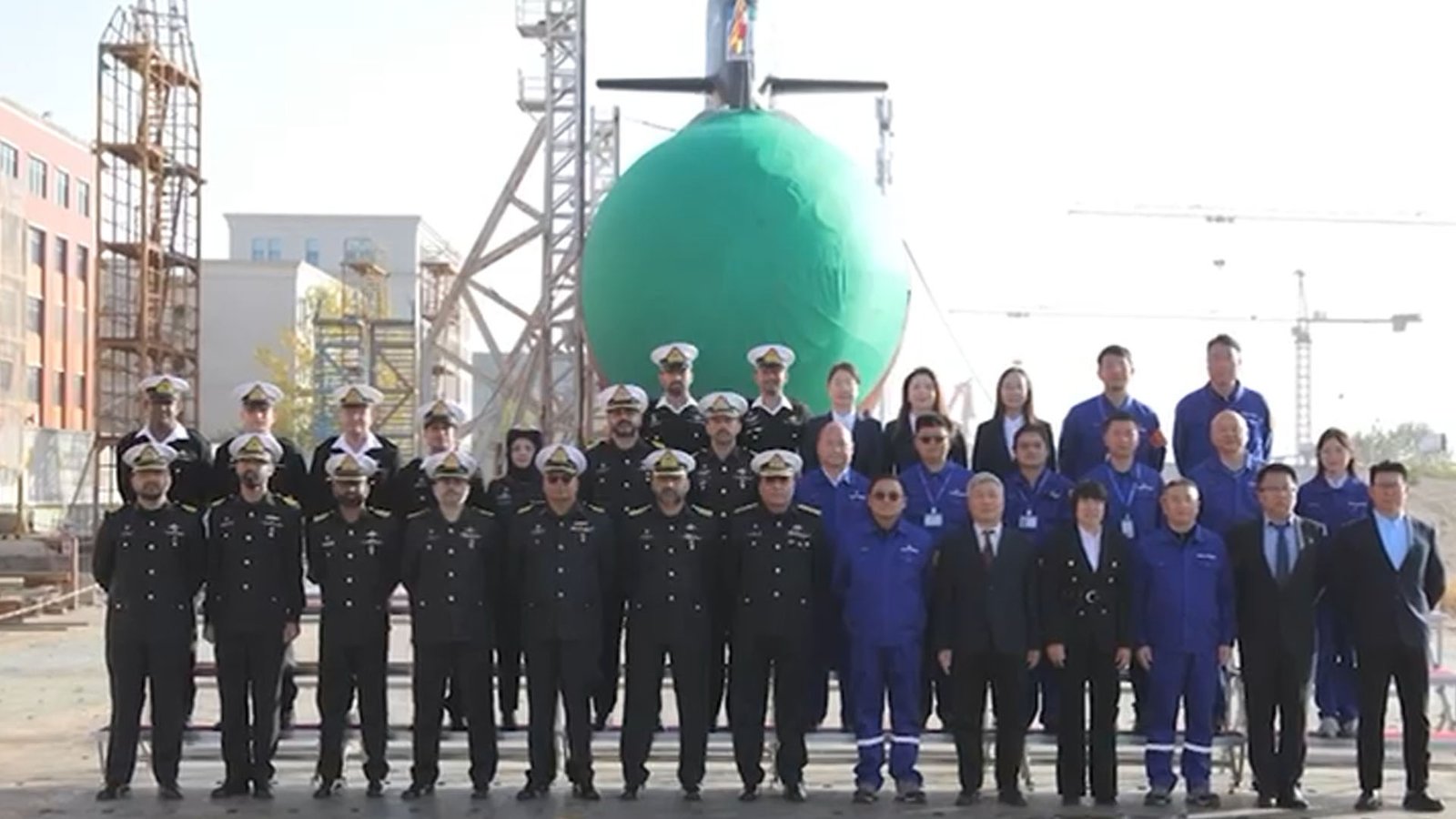 پاکستان نیوی نے ایک اور اہم سنگِ میل عبور کر لیا،چوتھی آبدوز’غازی‘ کی چین میں رونمائی