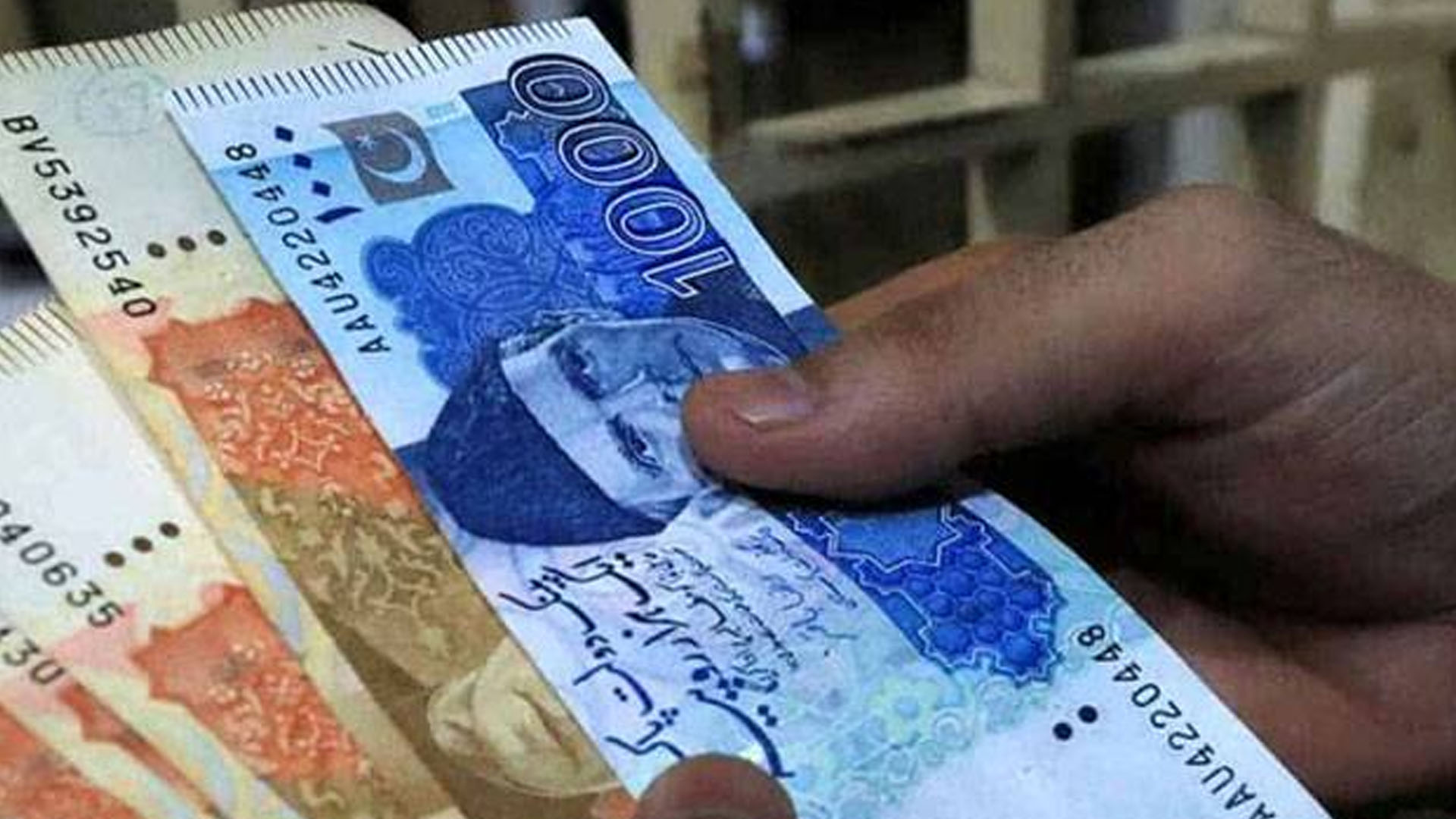 کم آمدن والے افراد کے لیے اہم خبر،بڑے منصوبےکا آغاز کر دیا گیا