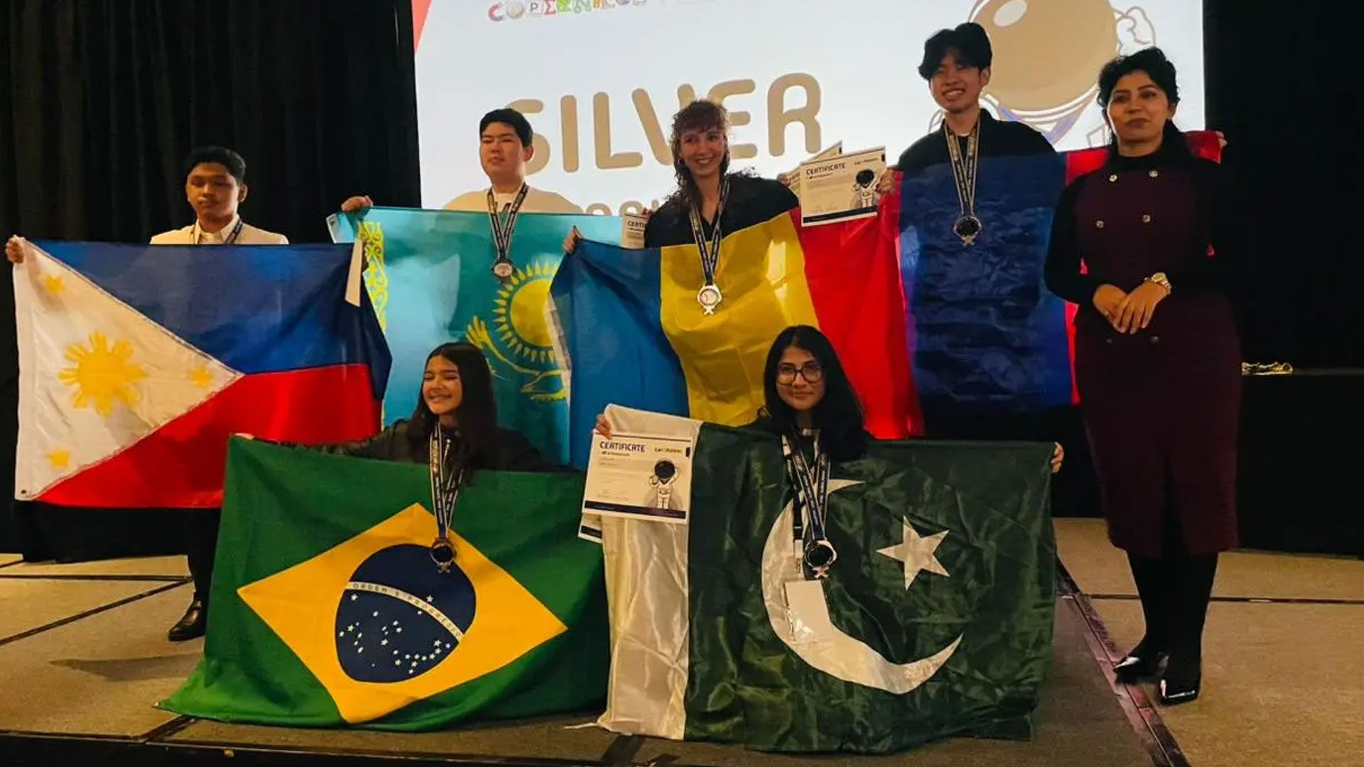 امریکا میں پاکستانی طالبہ کا شاندار سائنسی کارنامہ، سب کو حیران کردیا