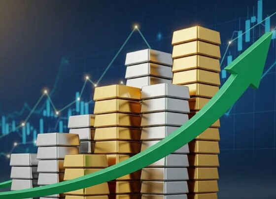 سونے اور چاندی کی قیمتوں نے سارے عالمی ریکارڈ توڑ دیئے