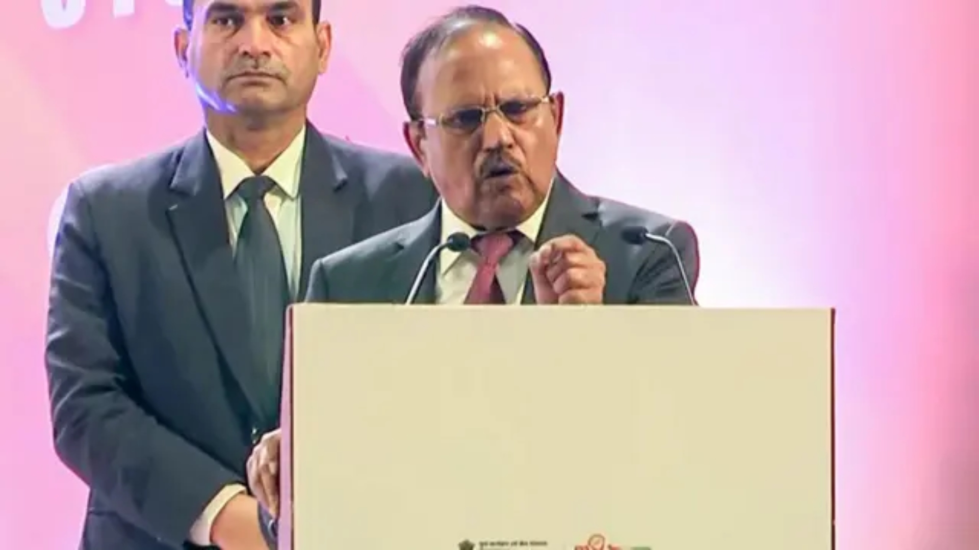 ’تاریخ کا بدلہ لینا ہوگا ‘ اجیت ڈوول کے بیان پربھارت میں ہلچل، اپوزیشن اور سول سوسائٹی کی سخت تنقید