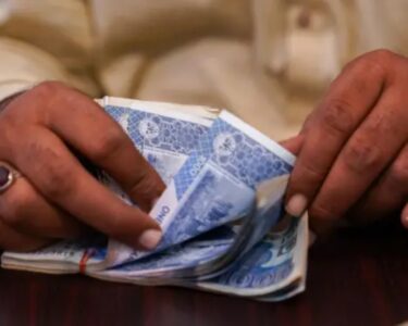 پاکستان کے ہر شہری پر کتنے لاکھ روپے قرض ہے؟ رپورٹ سامنے آگئی