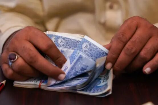 پاکستان کے ہر شہری پر کتنے لاکھ روپے قرض ہے؟ رپورٹ سامنے آگئی