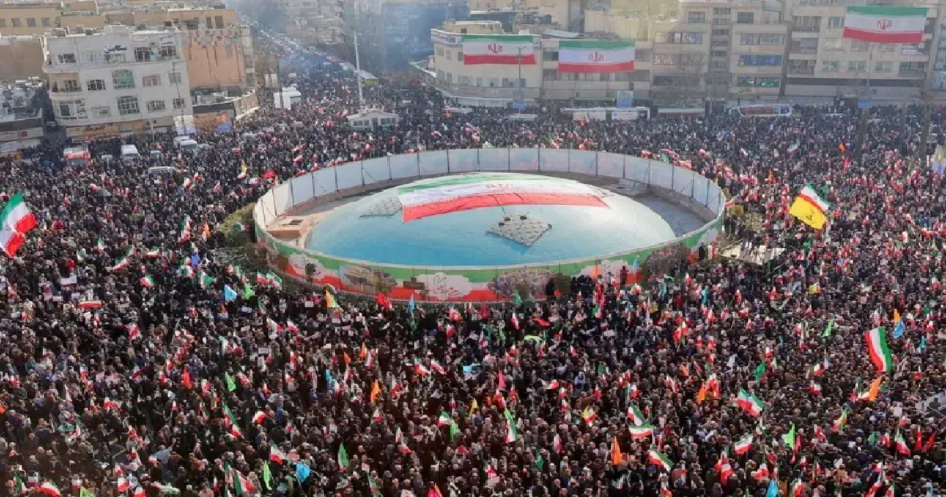 ایران میں حکومت کے حامیوں کا طاقت کا مظاہرہ: ہزاروں افراد سڑکوں پر نکل آئے