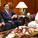 ایاز صادق