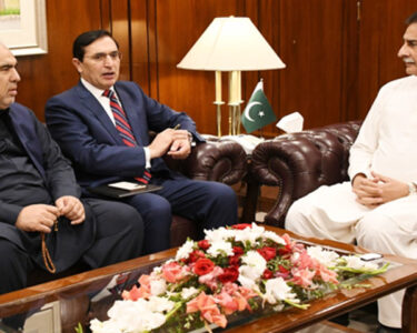 ایاز صادق