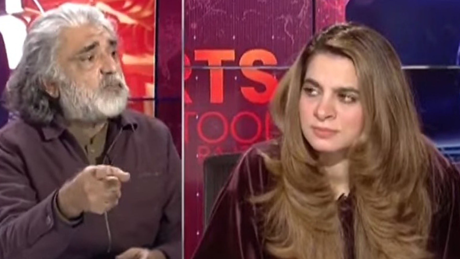 عمران خان کو مزاحمت کے نام پر 40 کروڑ روپے بھیجے گئے،خرم روکھڑی کا نجی ٹی وی پروگرام میں انکشاف