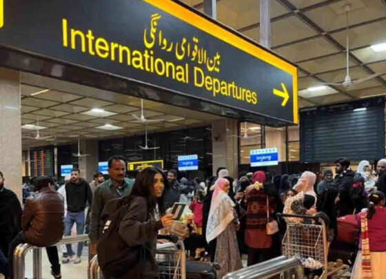 بیرون ملک جانے والوں کے لیے خوشخبری