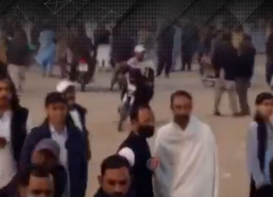 تحریک انصاف جلسہ مشکلات