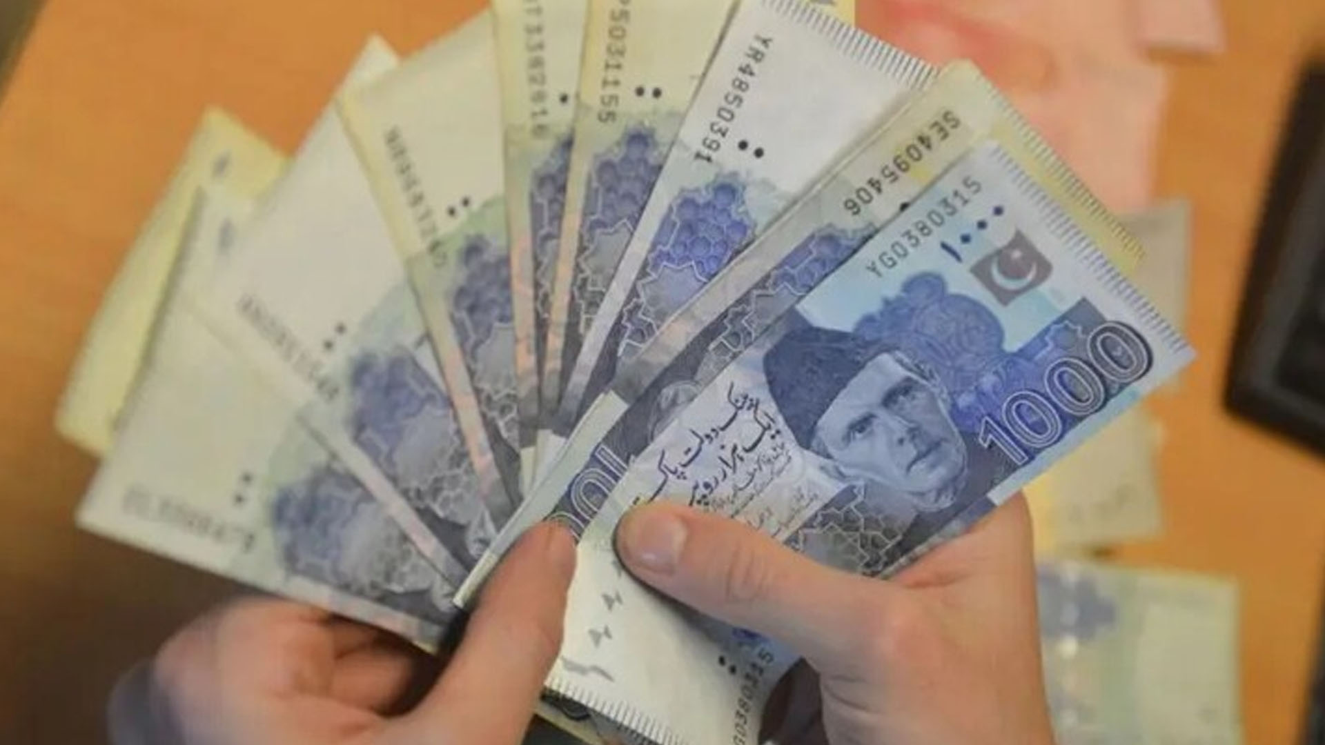 رمضان المبارک میں کتنے افراد کو 10ہزار روپے ملیں گے ؟