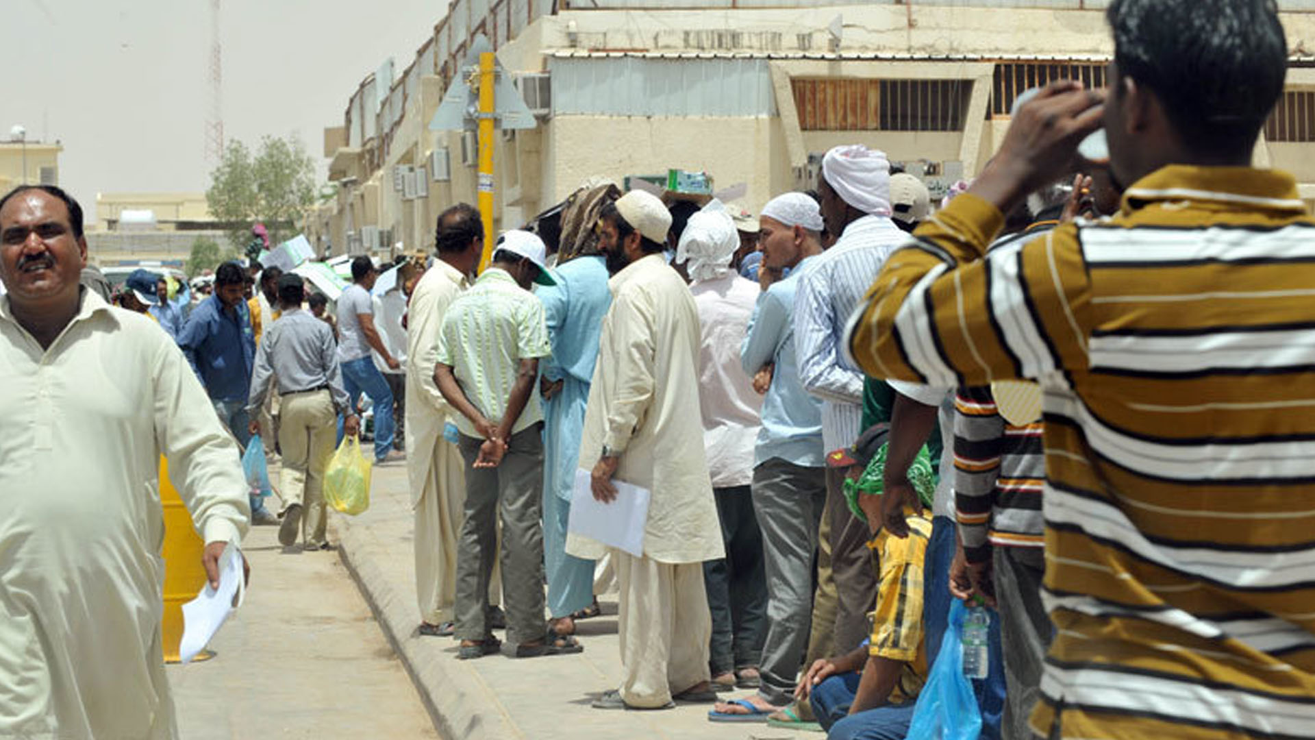 کام کی غرض سے سعودی عرب جانے کے خواہشمند افراد کیلئے اہم خبر