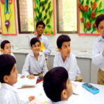 سکولوں کو حکم