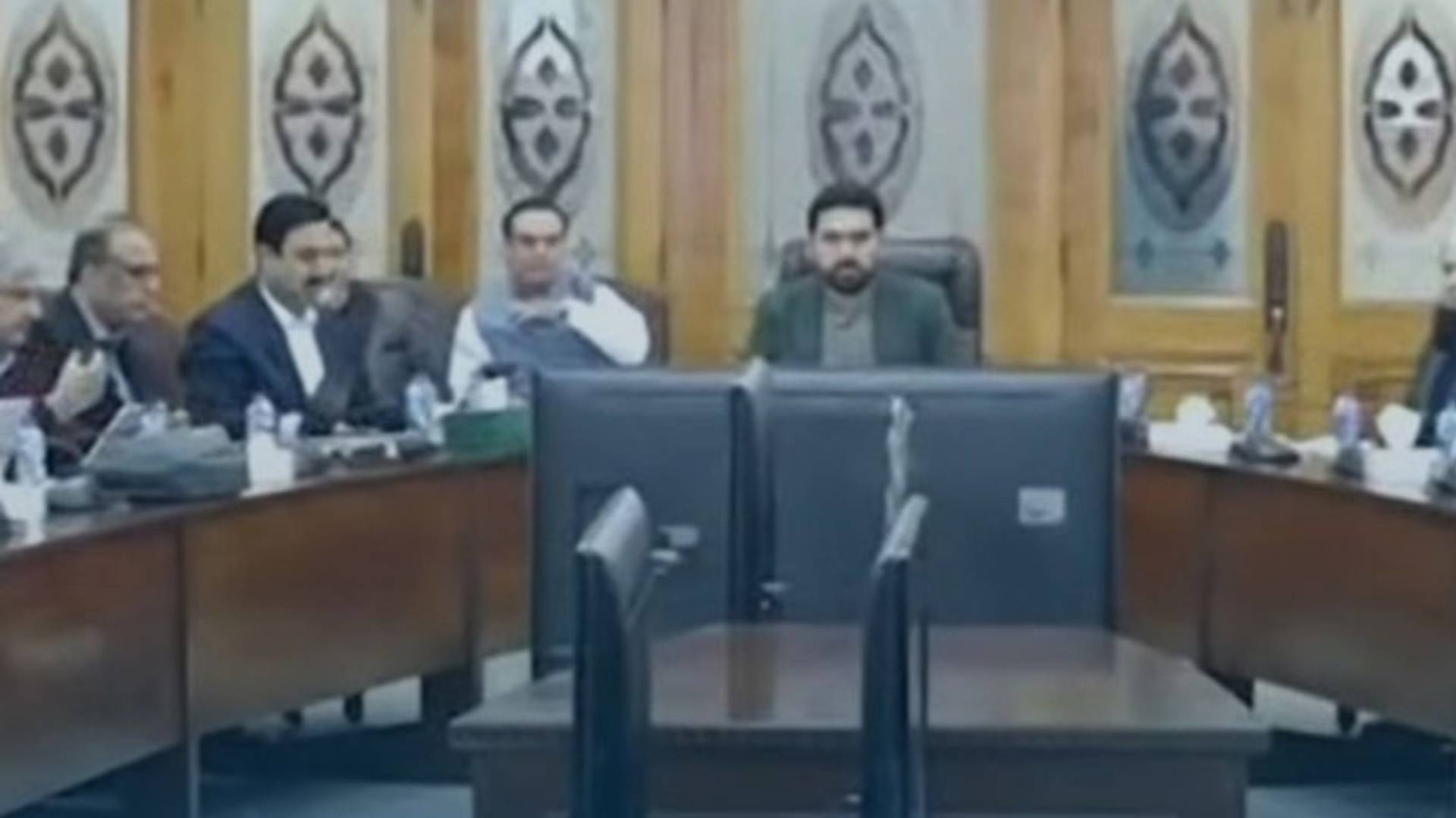 خیبرپختونخوا حکومت نے سیاسی دباؤ کے باعث منشیات کے قانون میں ترامیم موخرکردیں