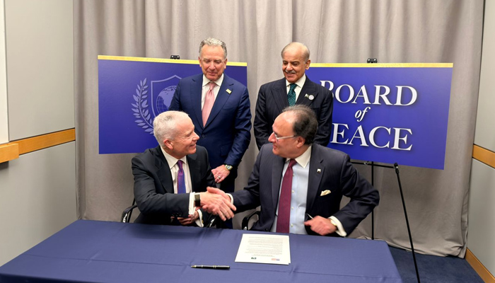 نیویارک کے روزویلٹ ہوٹل منصوبے پر پاک امریکا اقتصادی تعاون کا آغاز، مفاہمتی یادداشت پر دستخط