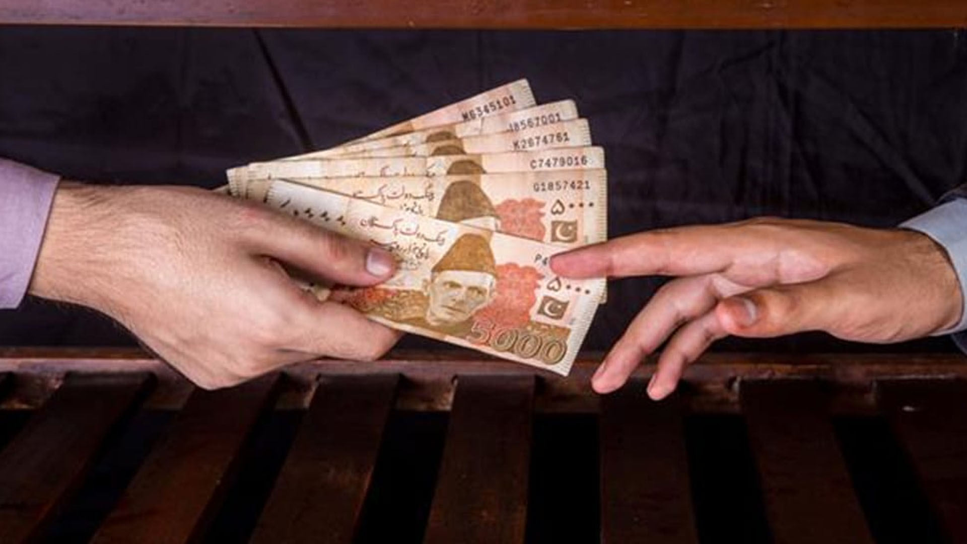 5 ہزار کانوٹ ختم ؟گورنر اسٹیٹ بینک کا اہم بیان آگیا