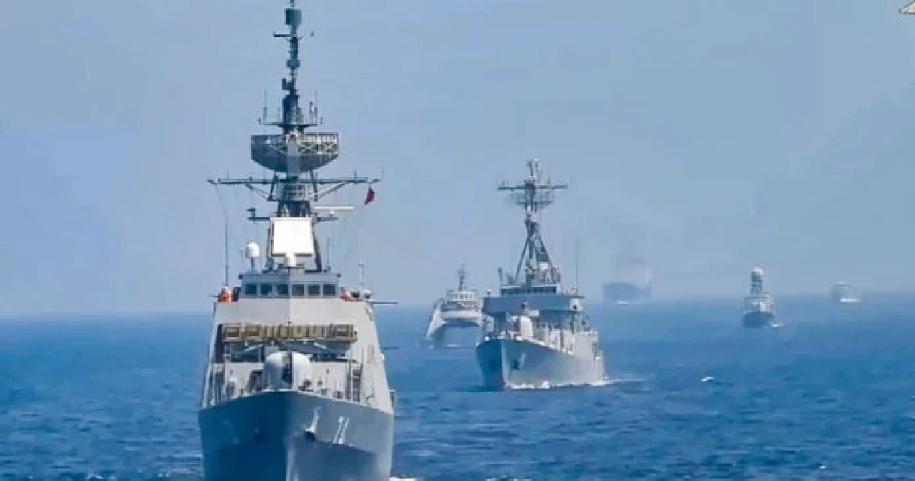 ایران اور روس کی مشترکہ بحری مشقیں بحیرۂ عمان میں شروع