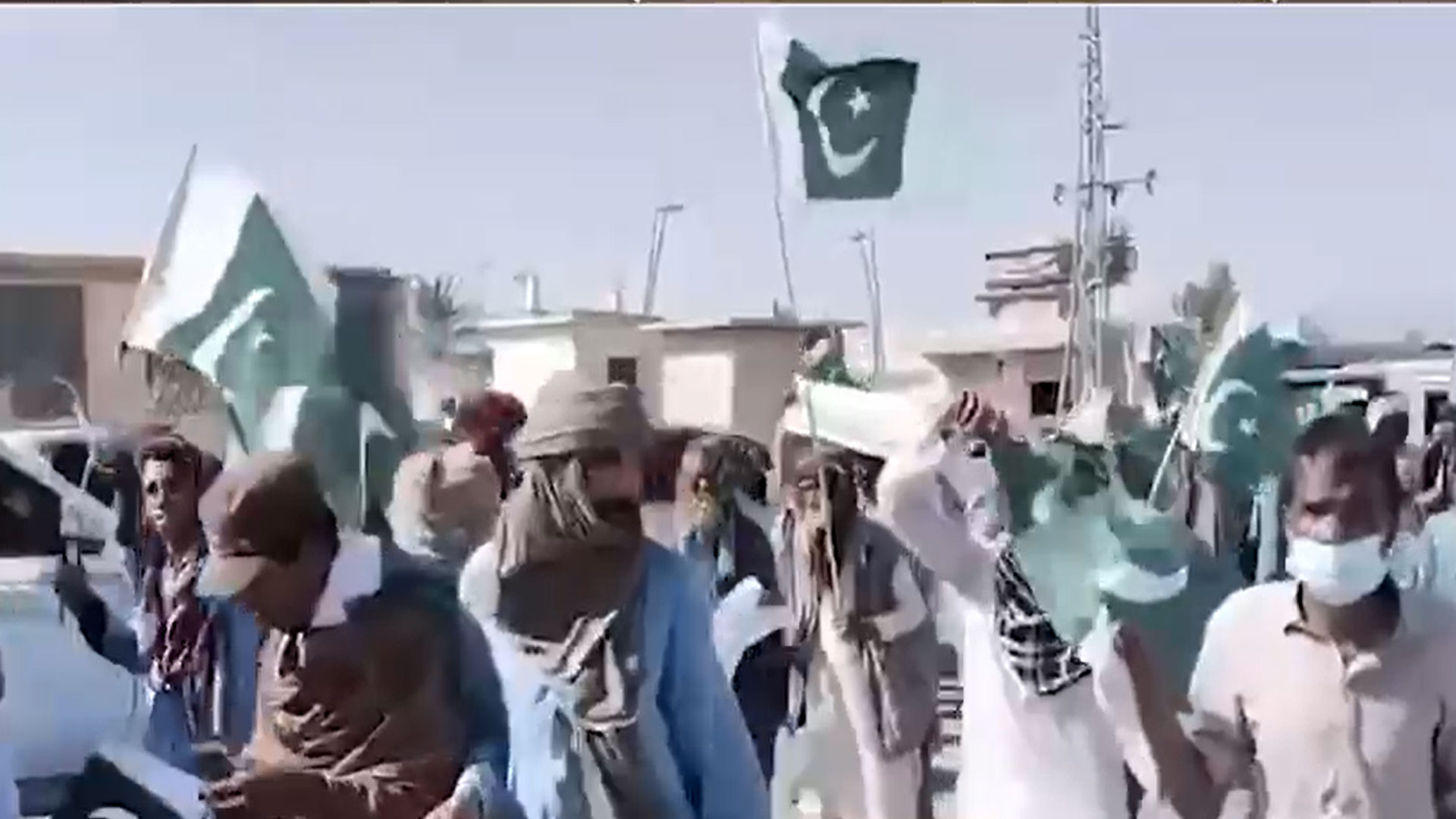 پنجگور میں بقائے پاکستان ریلی، علاقہ فتنہ الہندوستان دہشتگرد مردہ باد، پاک فوج زندہ باد کے نعروں سے گونج اٹھا