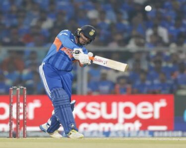 ٹی 20 ورلڈ کپ : بھارتی ٹیم کو بڑا دھچکا ، اہم کھلاڑی ہسپتال منتقل