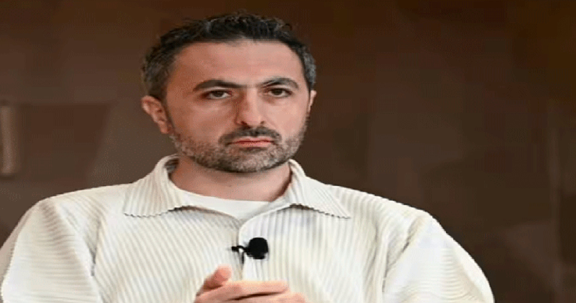 مائیکروسافٹ کا بڑا انتباہ: اگلے 18 ماہ میں AI ‘وائٹ کالر’ ملازمتوں کے ڈھانچے کو بدل دے گا