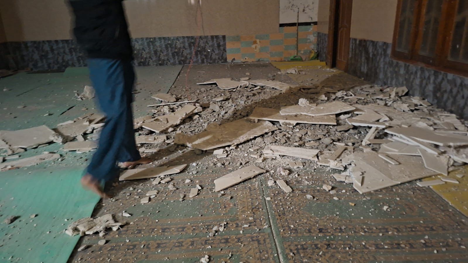 افغان طالبان کی جانب سے شہری آبادی پر گولہ باری،  باجوڑ میں مسجد شہید