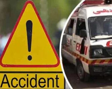 وزیر آباد میں ٹریکٹر ٹرالی نے 3 موٹرسائیکل سوار بھائیوں کو کچل دیا، 2 جاں بحق