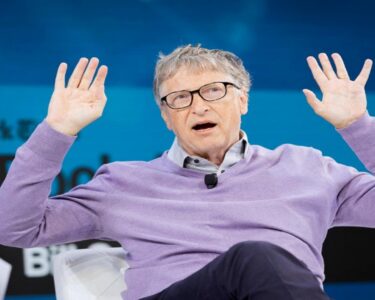 بل گیٹس کا انڈیا اے آئی سمٹ میں شرکت نہ کرنے کا اعلان، مودی حکومت تنقید کی زد میں