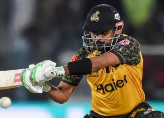 پی ایس ایل 11: پشاور زلمی نے بابر اعظم کو برقرار رکھنے کا فیصلہ کر لیا