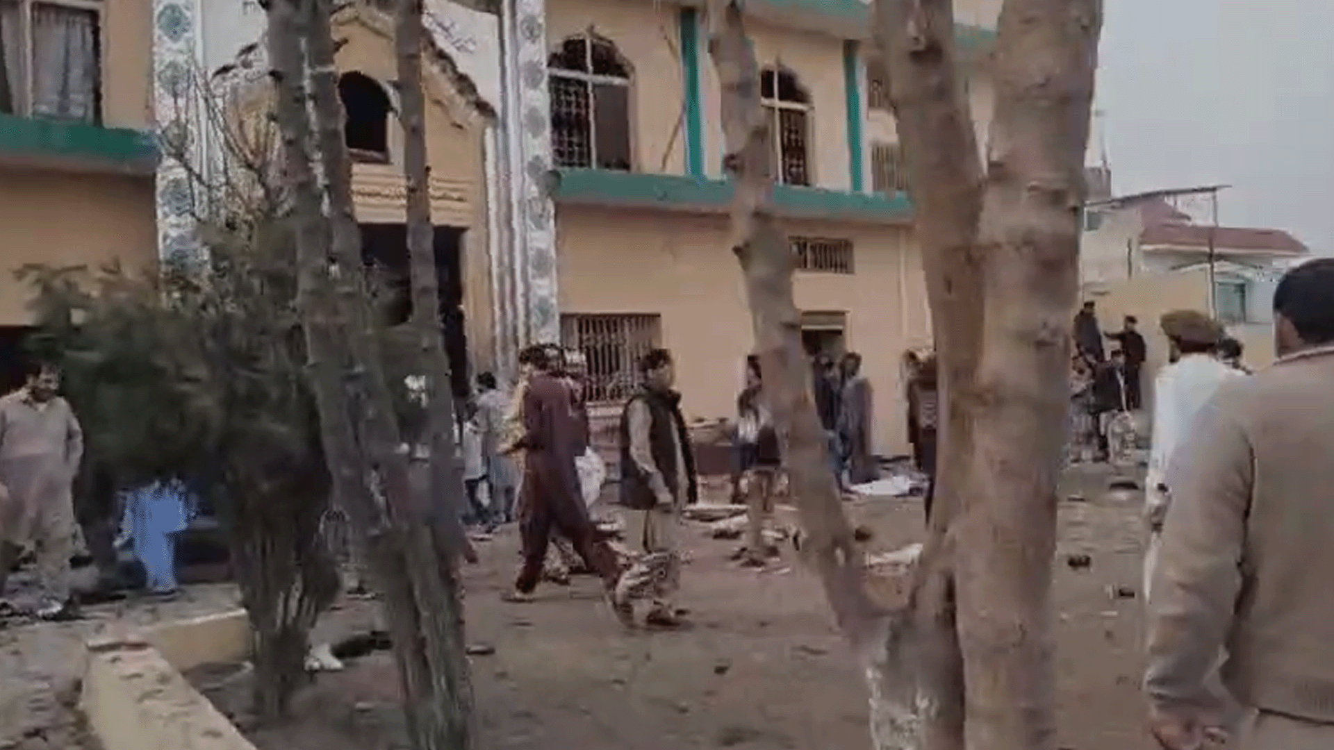 راولپنڈی کے مضافات میں مسجد کے باہر خودکش دھماکا، 15 نمازی شہید، 60زخمی