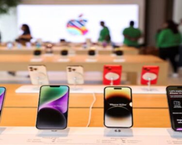 صارفین کیلئے خوشخبری، ایپل جلد نیا سستا آئی فون متعارف کرانے کیلئے تیار