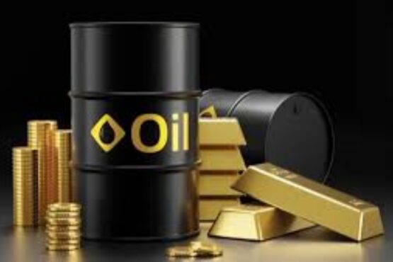 سونے کے بعد تیل کی قیمتیں بھی گر گئیں ، عالمی منڈی میں ہلچل