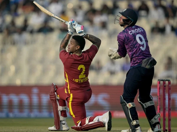 ٹی ٹوئنٹی ورلڈکپ: ویسٹ انڈیز کی اسکاٹ لینڈ کو شکست، شیفرڈ کی ہیٹ ٹرک