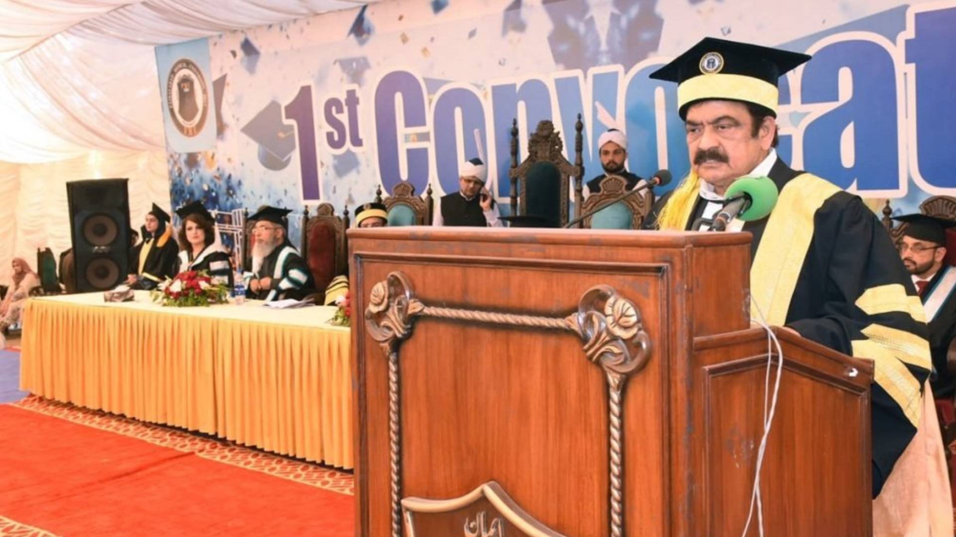 دہشت گرد ہمیں ترقی سے روکنا چاہتے ہیں انہیں ہر صورت واصل جہنم کیا جائے گا،رانا ثنا ء اللہ