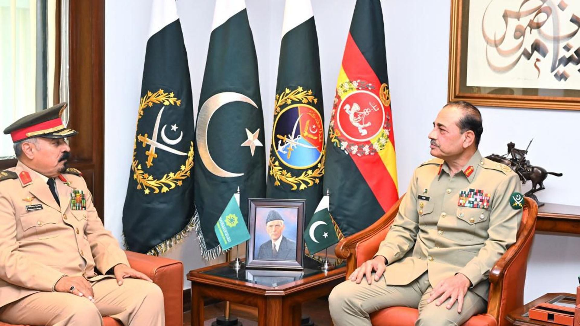 فیلڈ مارشل سید عاصم منیر سے آئی ایم سی ٹی سی کے سیکر ٹری جنرل کی ملاقات
