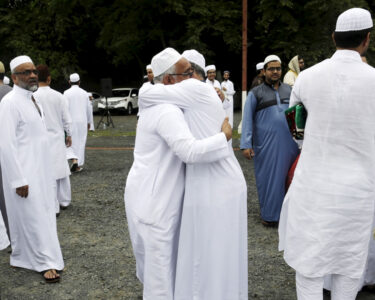 عیدالفطر ادا کر دی گئی