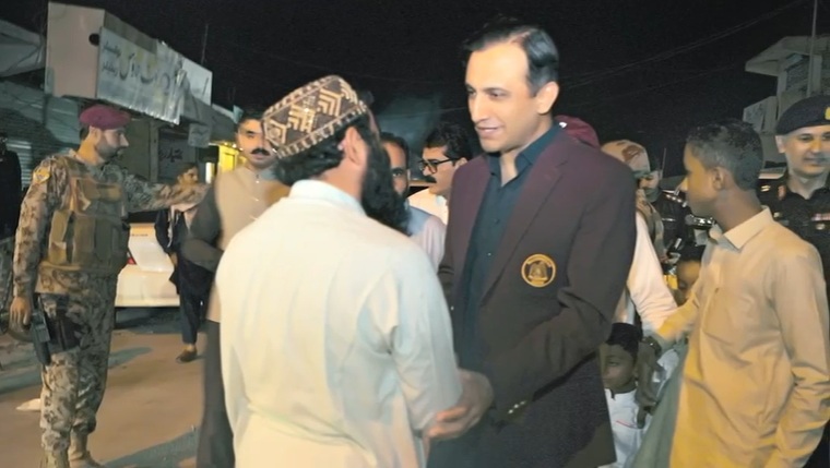 آئی جی ایف سی بلوچستان (ساؤتھ) کا تربت شہر کا دورہ، عیدالفطر کی خوشیاں عوام کے ساتھ منائیں