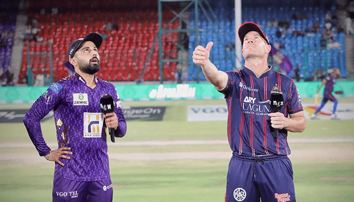 کوئٹہ گلیڈی ایٹرز کا کراچی کنگز کے کے خلاف ٹاس جیت کر پہلے فیلڈنگ کا فیصلہ