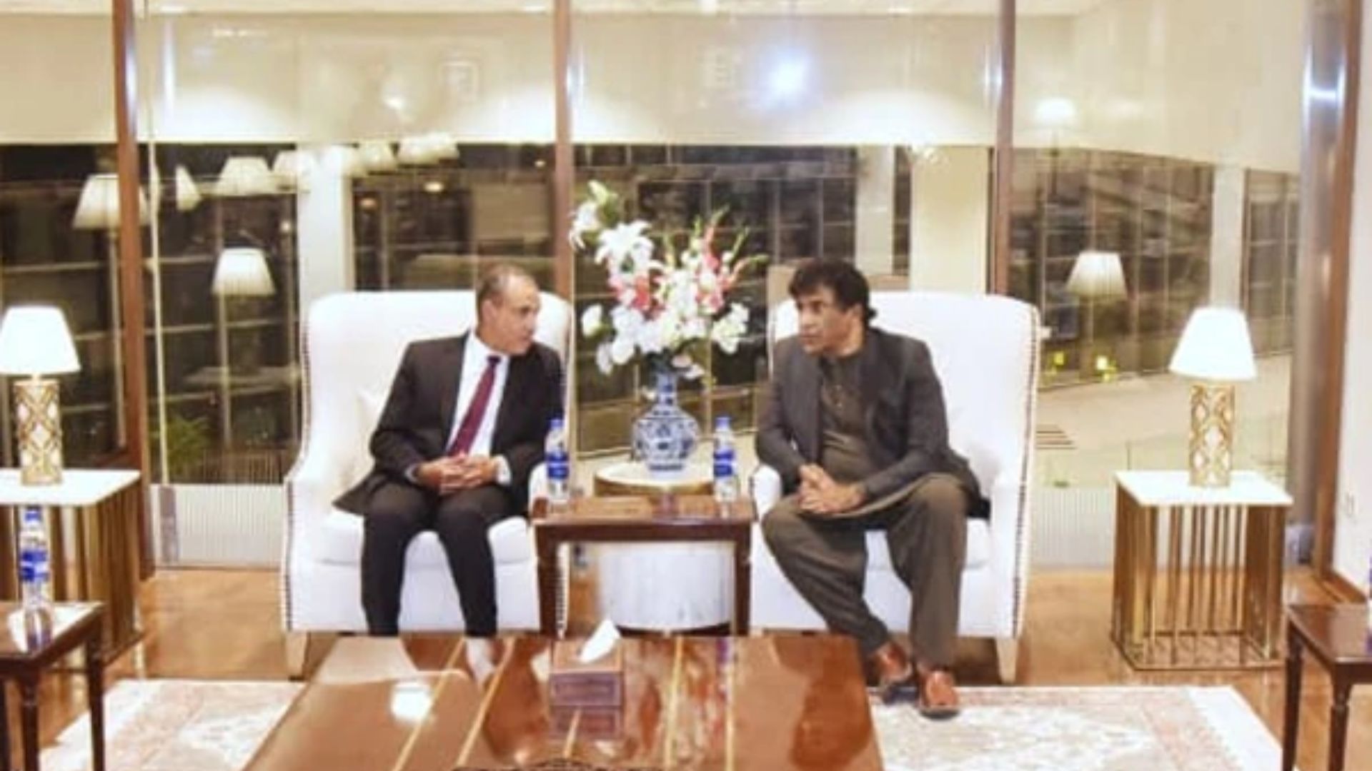 مشرق وسطی کشیدگی: 4 ملکی وزرائے خارجہ کی اہم بیٹھک میں شرکت کے لئے مصر کے وزیر خارجہ پاکستان پہنچ گئے