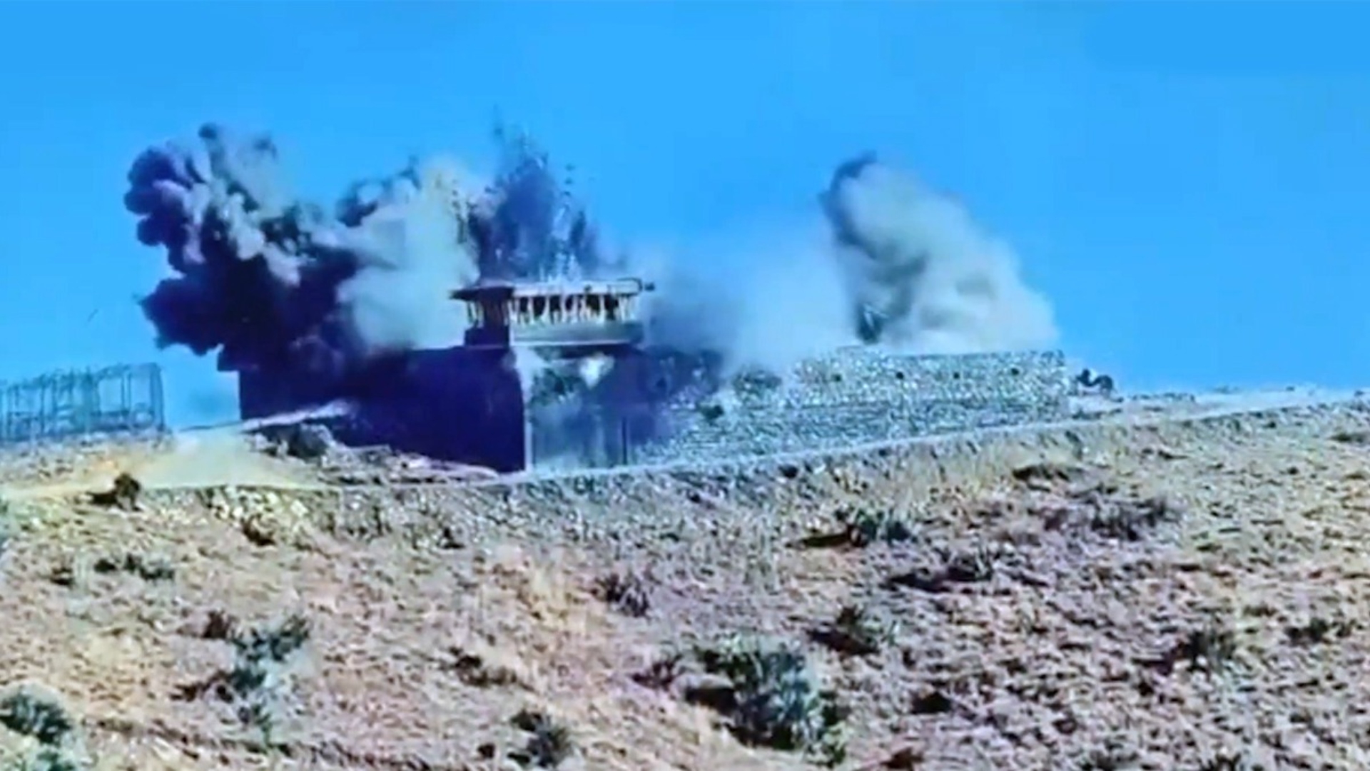 سکیورٹی فورسز نے ٹی ٹی اے خوارج کی ٹھل سیکٹر میں دراندازی کی کوشش ناکام بنادی،5 خوارج ہلاک، 3 پوسٹیں تباہ