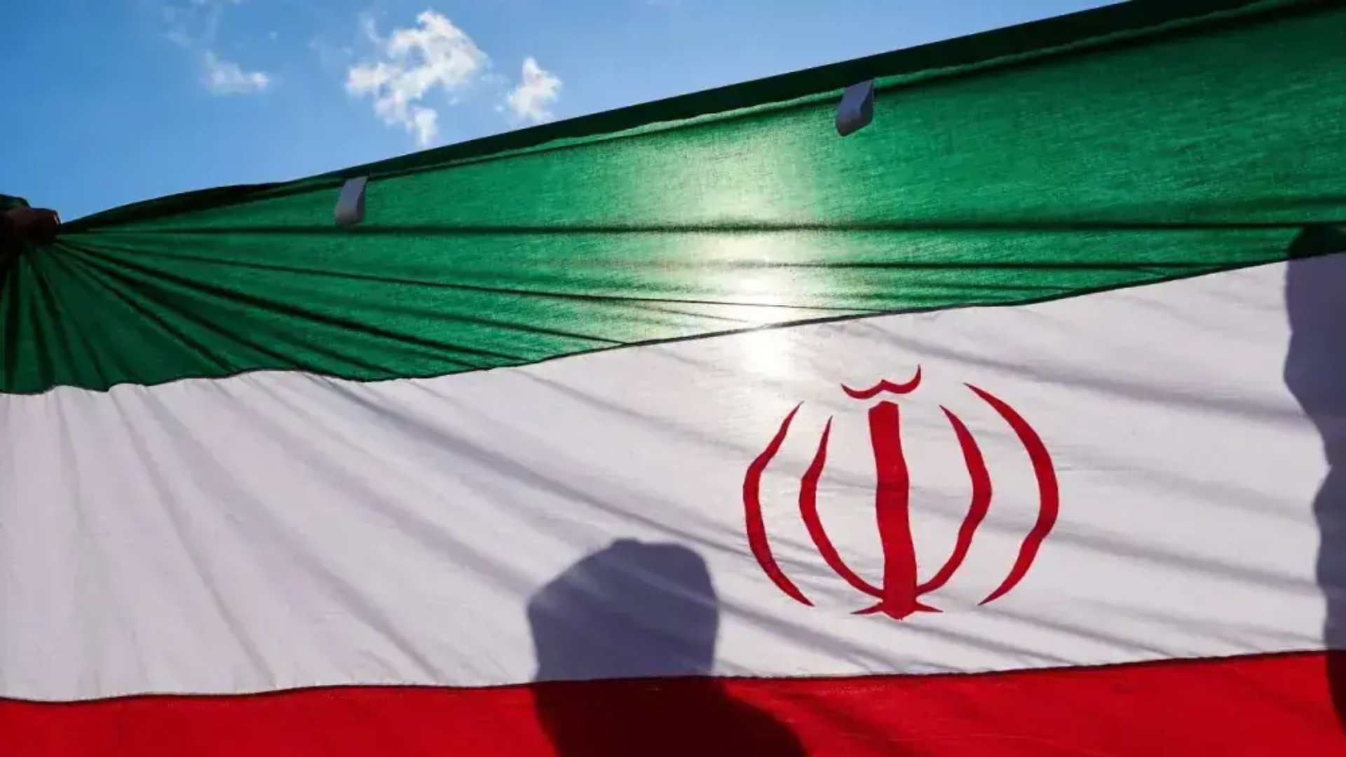 دشمن کے مکمل سرنڈر تک جنگ پوری شدت اور طاقت کیساتھ جاری رکھی جائے گی : ایران