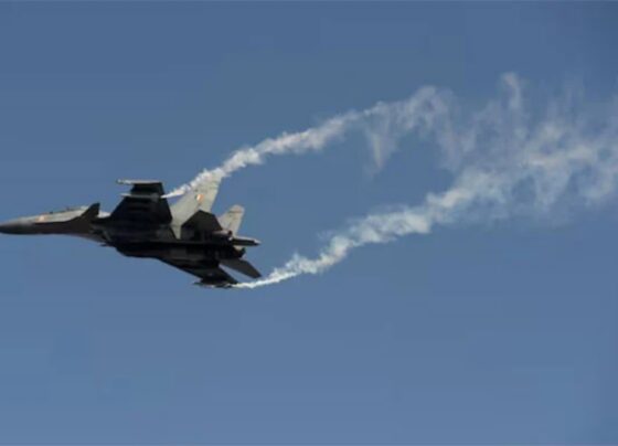 بھارتی فضائیہ کا جنگی طیارہ آسام میں گر کر تباہ، 2 پائلٹ ہلاک